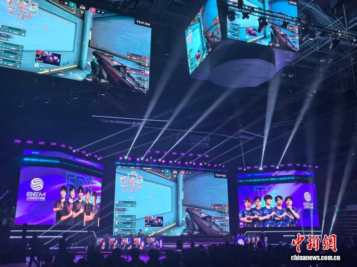 2025上海电竞大师赛开幕：中外顶尖选手云集共演
